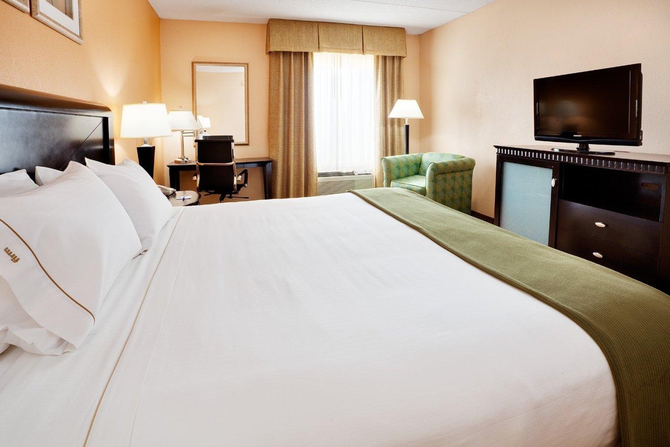Отель Baymont By Wyndham East Windsor Bradley Airport Экстерьер фото