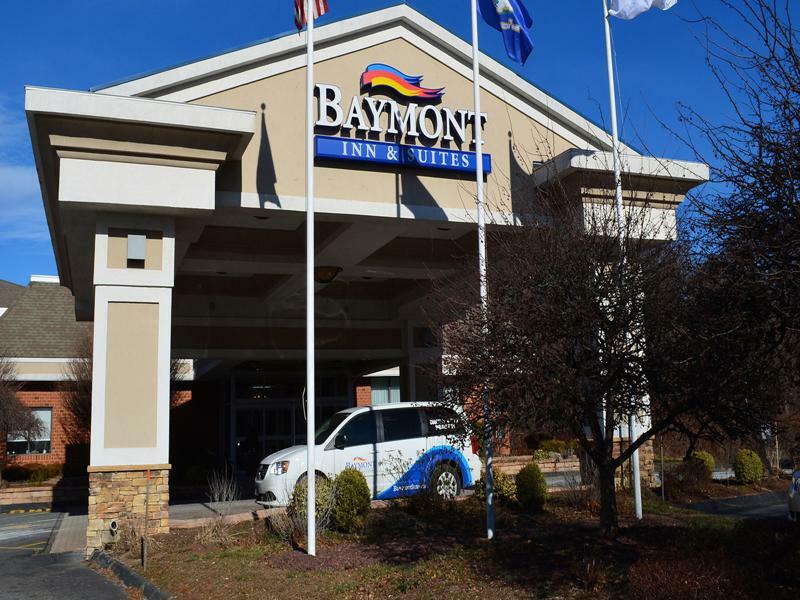 Отель Baymont By Wyndham East Windsor Bradley Airport Экстерьер фото